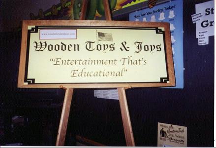 toyswbsite010sign.jpg